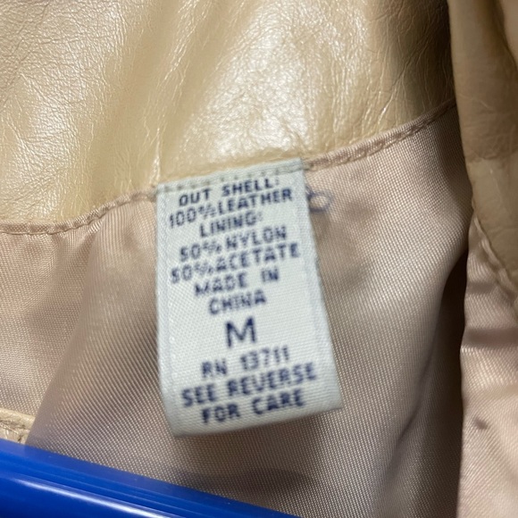 Leather jacket - Picture 2 of 4